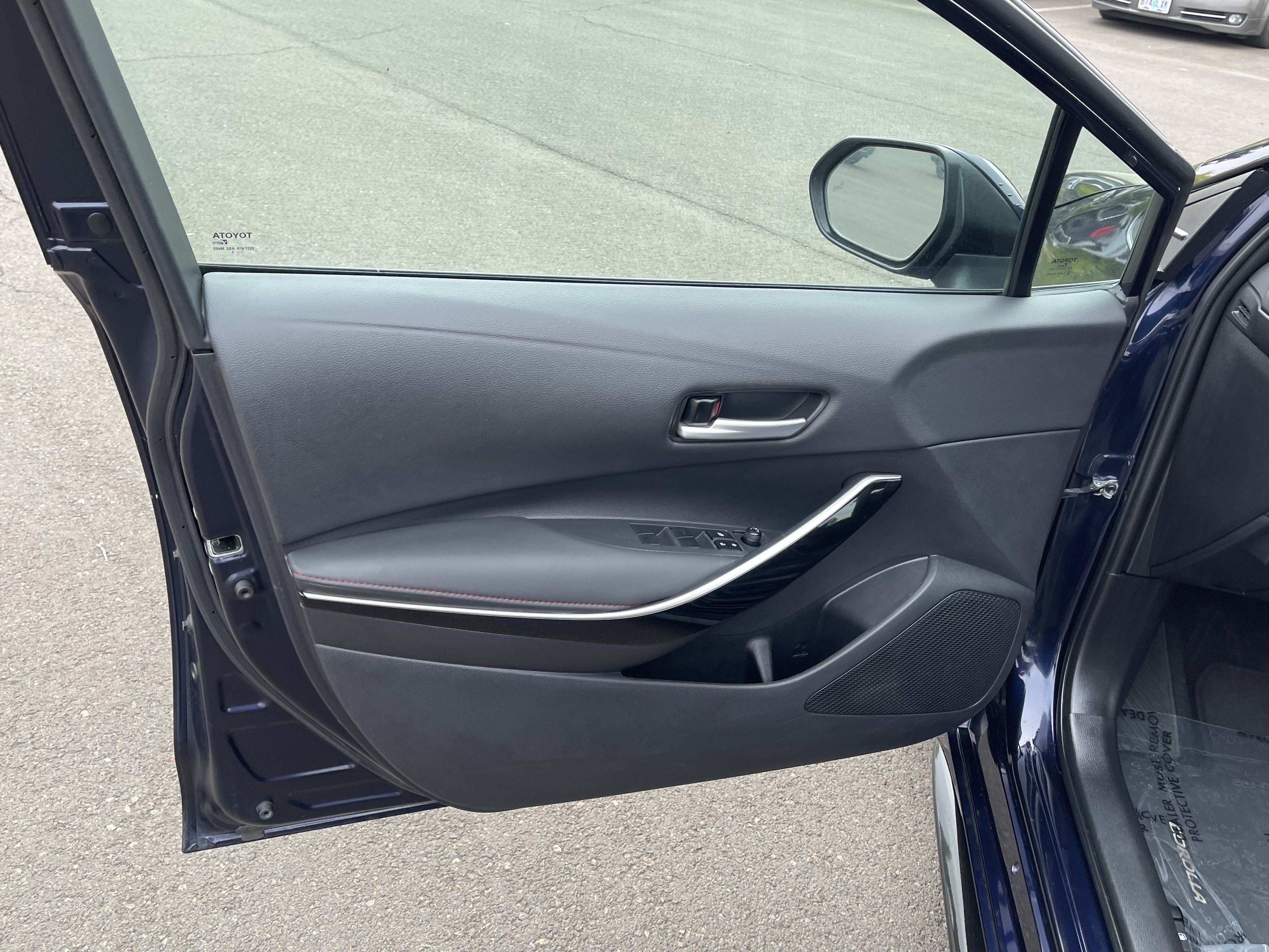 Used 2024 Toyota Corolla XSE FWD image 17