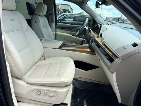 Used 2021 Cadillac Escalade ESV Sport Platinum AWD/4WD image 20
