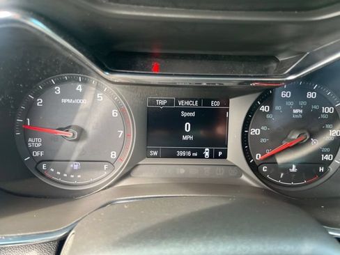 Used 2023 Chevrolet TrailBlazer LT FWD image 22