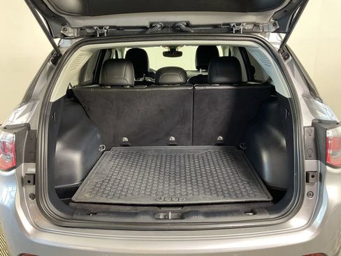 Used 2019 Jeep Compass Latitude AWD/4WD image 20