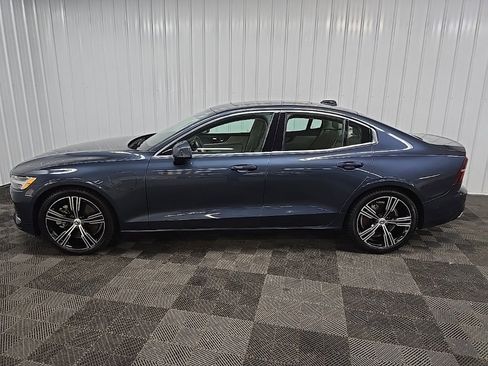 Used 2019 Volvo S60 T8 Inscription image 5