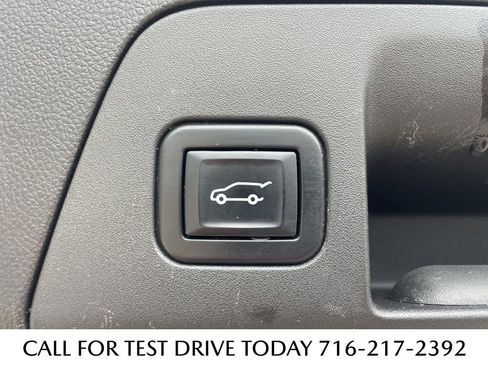 Used 2021 Buick Envision Avenir w/ Technology Package II image 21