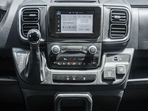 New 2025 RAM ProMaster 3500 w/ Quick Order Package 22G SLT image 18