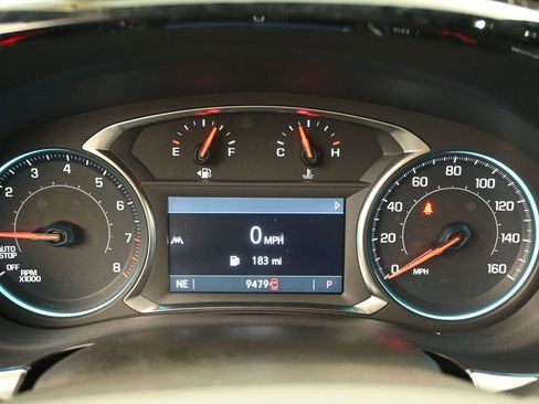 Used 2024 Chevrolet Traverse LT image 11