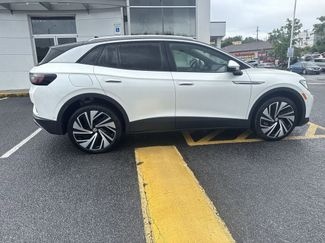 New 2025 Volkswagen ID.4 Pro S Plus video 4