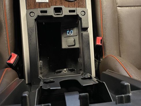 Used 2016 Ford Expedition King Ranch image 39