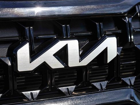 Certified 2024 Kia Telluride EX X-Line AWD/4WD image 31
