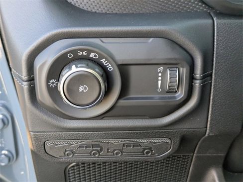 New 2026 Jeep Wrangler Unlimited Rubicon w/ Safety Group image 22