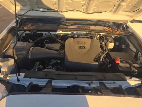 Used 2023 Toyota Tacoma SR image 13