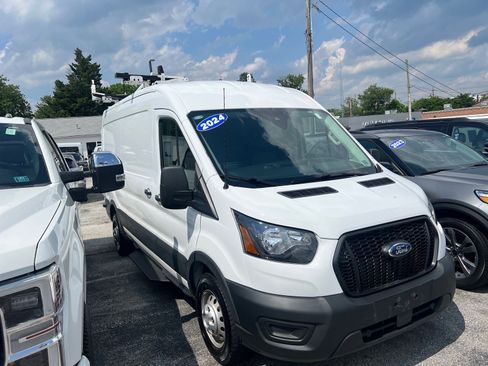 Certified 2024 Ford Transit 250 148 Medium Roof Extended AWD w/ Load Area Protection Package image 3