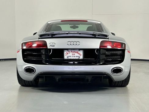 Used 2012 Audi R8 V10 image 6