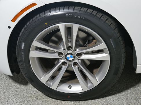 Used 2016 BMW 328i Gran Turismo xDrive AWD/4WD image 15