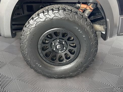 Used 2020 Ford F150 Raptor w/ Equipment Group 802A Luxury AWD/4WD image 32