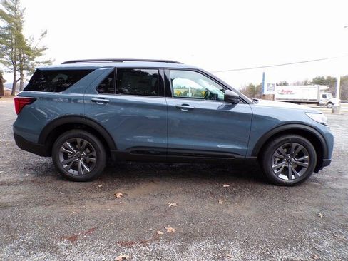 New 2026 Ford Explorer Active w/ Active Comfort Package image 5