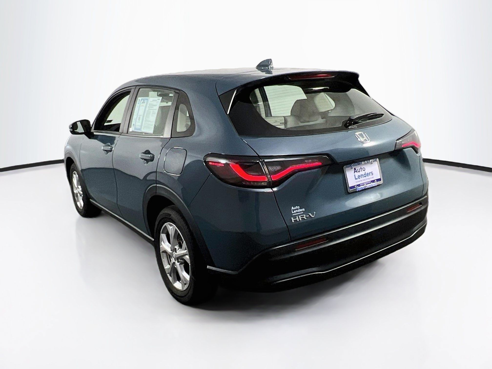 Used 2025 Honda HR-V LX image 7