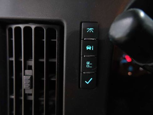 Used 2021 Chevrolet Express 3500 Extended w/ Driver Convenience Package image 22