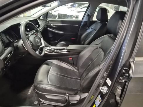 Used 2020 Hyundai Sonata Blue FWD image 2