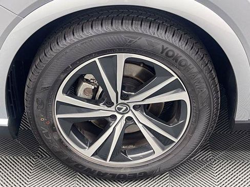 Certified 2024 Lexus RX 350 Premium w/ Convenience Package FWD image 22