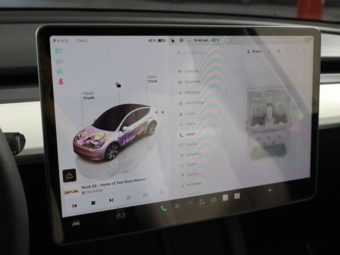 Used 2023 Tesla Model Y Long Range AWD/4WD image 29