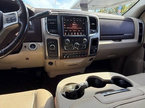 Used 2016 RAM 2500 Laramie w/ Convenience Group AWD/4WD image 34