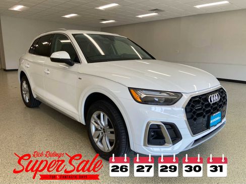 Used 2022 Audi Q5 2.0T Premium image 3