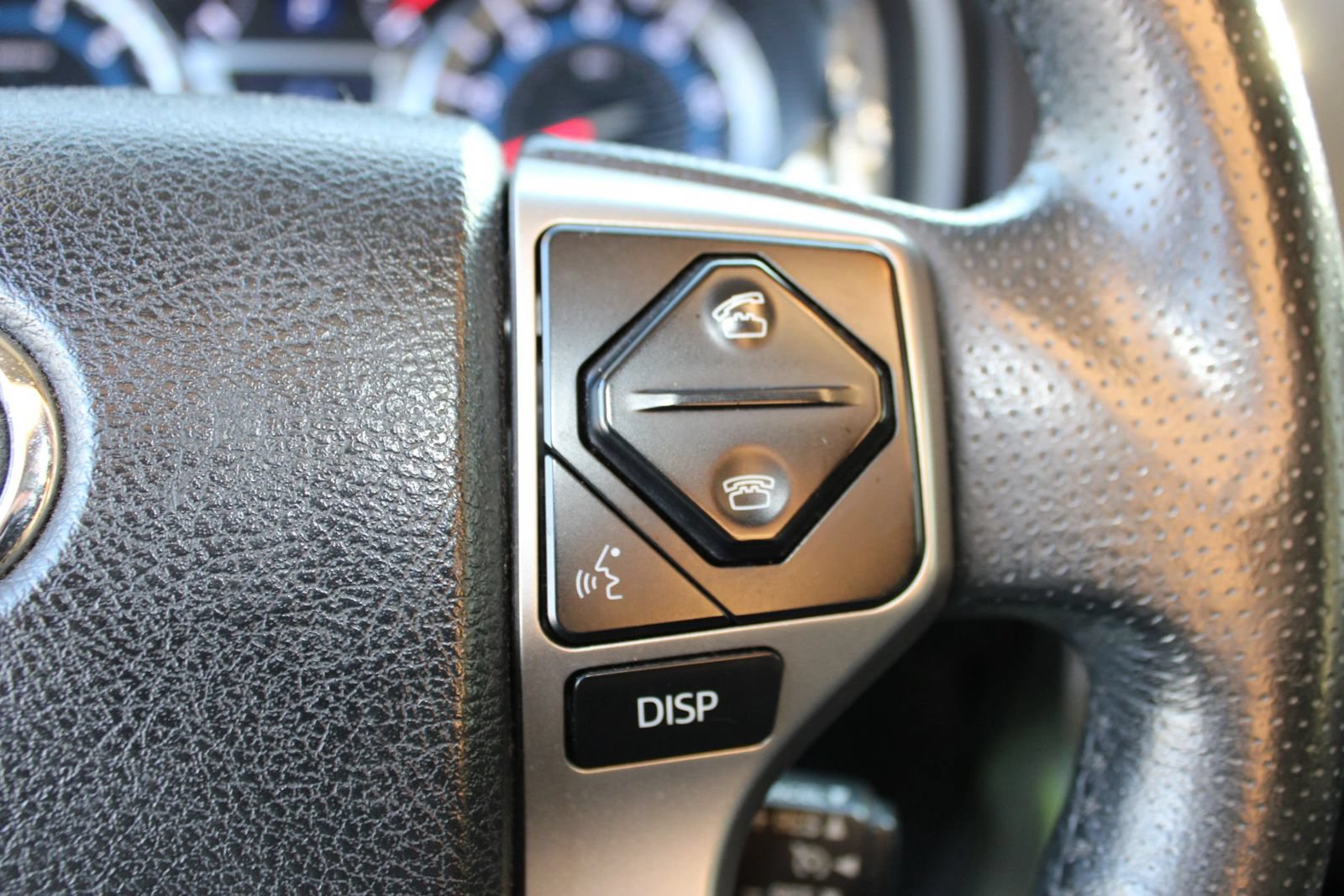 Used 2018 Toyota 4Runner SR5 Premium RWD image 24