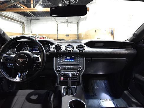 Used 2018 Ford Mustang EcoBoost Fastback image 35