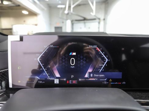 Used 2026 BMW X5 xDrive40i w/ M Sport Package image 12