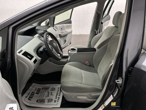 Used 2012 Toyota Prius V Three FWD image 13