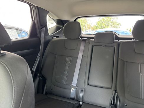 Used 2025 Hyundai Tucson SEL FWD image 40