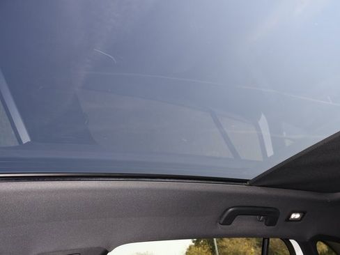 Used 2023 Volkswagen ID.4 Pro S image 25