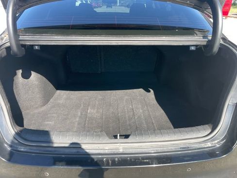 Used 2018 Kia Optima LX w/ 17" Alloy Wheels Package FWD image 32