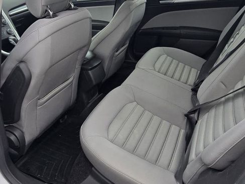 Used 2015 Ford Fusion S image 9