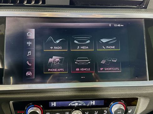 Used 2020 Audi Q3 2.0T Premium w/ Convenience Package AWD/4WD image 39
