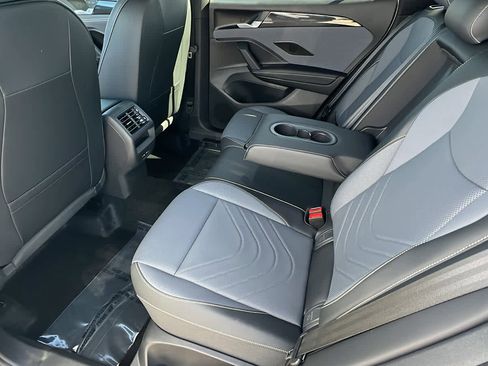 New 2026 Volkswagen Tiguan SE R-Line image 24