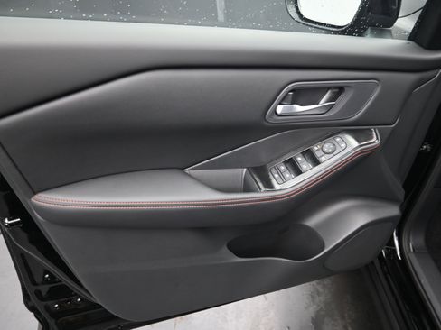 New 2026 Nissan Rogue SV image 11