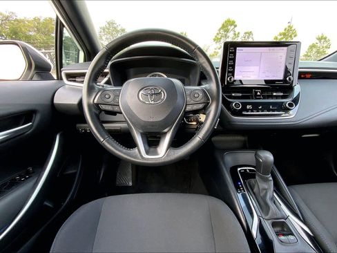 Used 2021 Toyota Corolla SE image 5