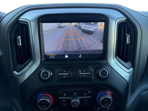 Used 2019 Chevrolet Silverado 1500 LT image 20