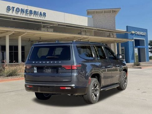 Used 2023 Jeep Wagoneer Series III w/ Convenience Group I image 5