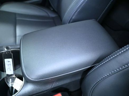 Used 2025 Subaru Outback Limited w/ Popular Package #2 image 24