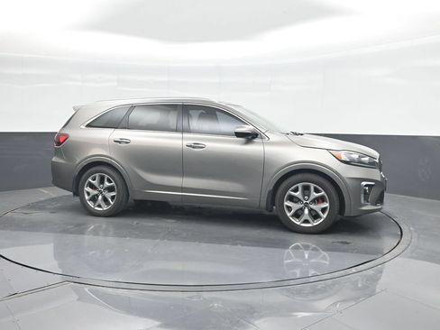 Used 2019 Kia Sorento SX FWD image 11