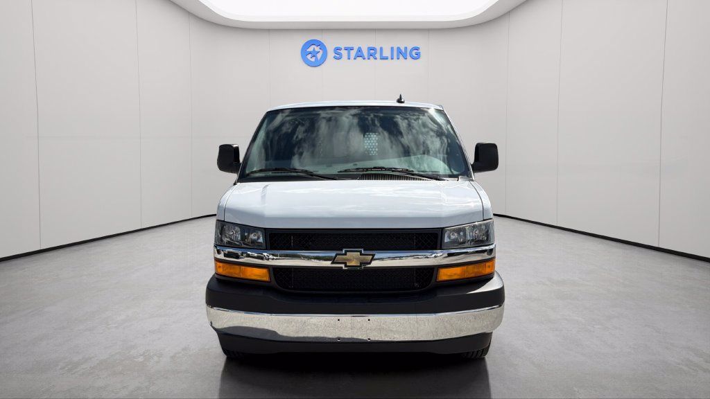Used 2025 Chevrolet Express 2500 w/ Driver Convenience Package RWD image 30