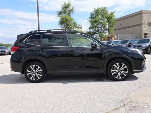 Used 2022 Subaru Forester Limited AWD/4WD image 7