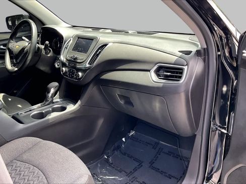 Used 2024 Chevrolet Equinox LT w/ LPO, Floor Liner Package FWD image 16