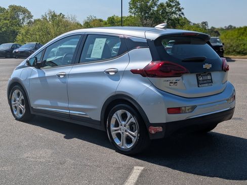 Used 2017 Chevrolet Bolt LT image 7
