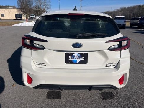 Used 2024 Subaru Impreza 2.0i image 8