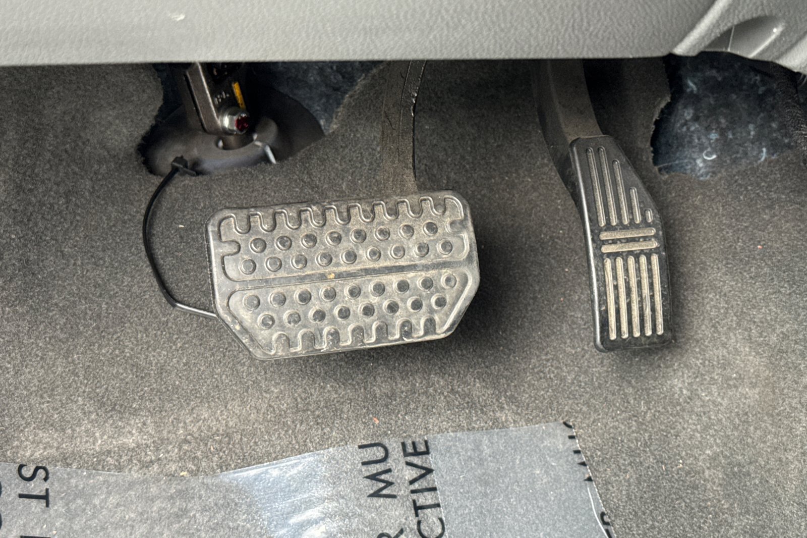 Used 2014 Chevrolet Spark LT FWD image 41
