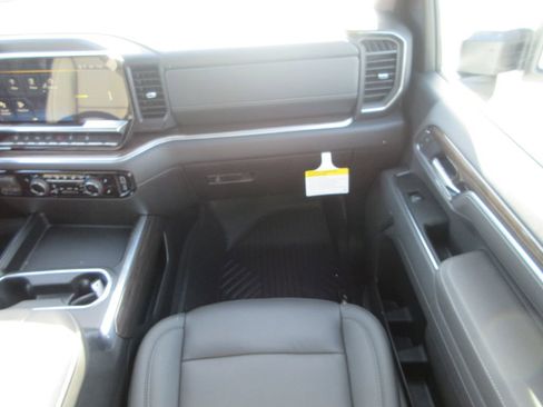 New 2026 Chevrolet Silverado 3500 LT w/ Trail Boss Package image 22