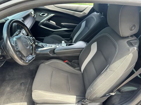 Used 2019 Chevrolet Camaro LT RWD image 13