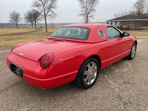 Used 2002 Ford Thunderbird Deluxe image 18